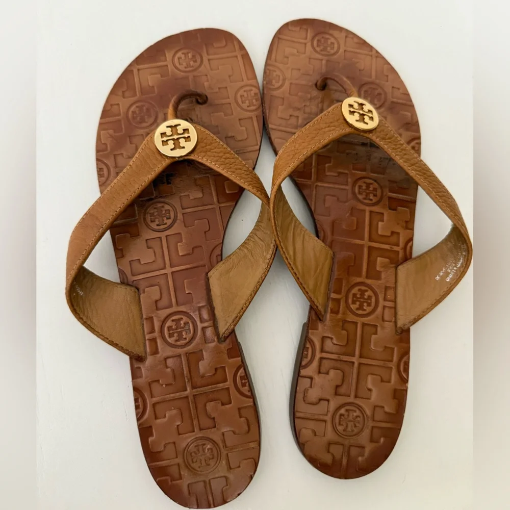 Tory Burch Thong Sandals Size 9 - Picture 1 of 6